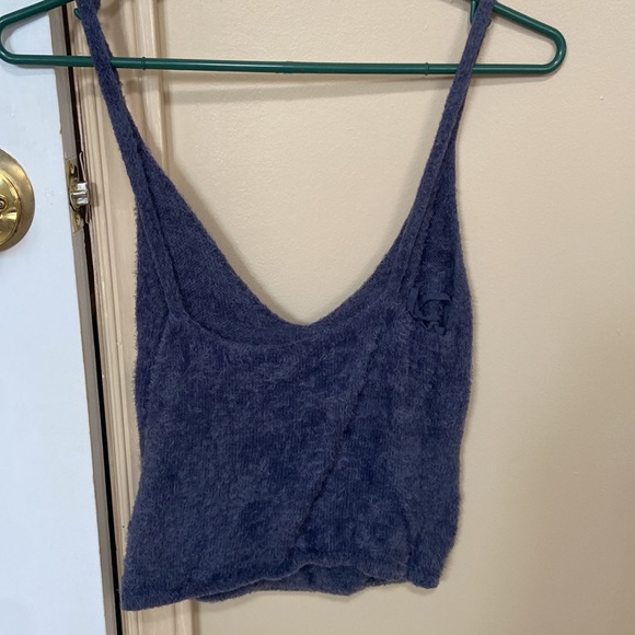 Garage M Fuzzy tank top - Picture 2 of 3